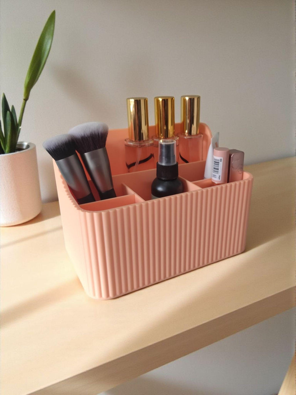 Ribbed Makeup Organizer — view 6, 3D printed, HappyLayerMint Malta