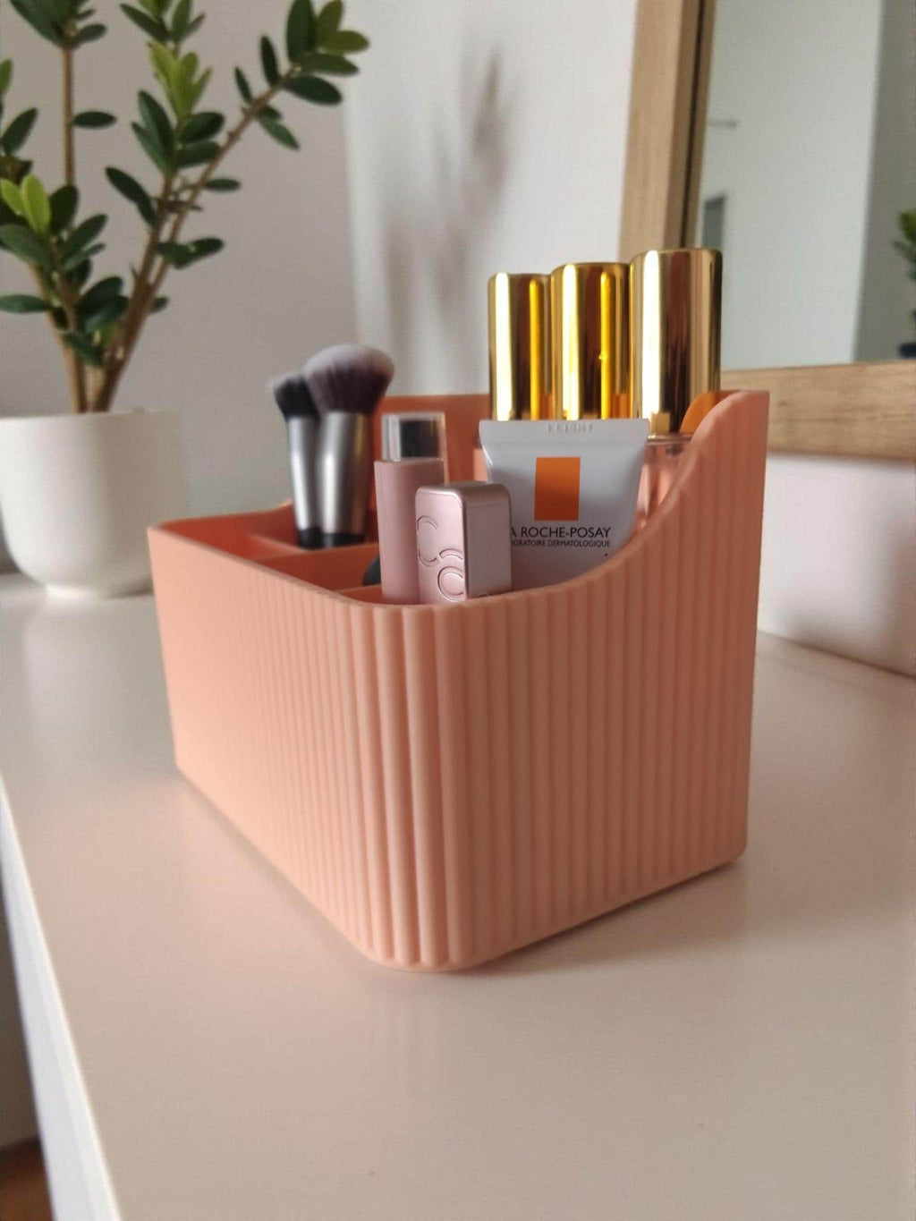 Ribbed Makeup Organizer — view 4, 3D printed, HappyLayerMint Malta
