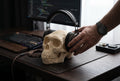 Low Poly Monkey Skull Headphone Stand – Geometric Sculpture, Gamer Desk Decor, PLA+ Plastic