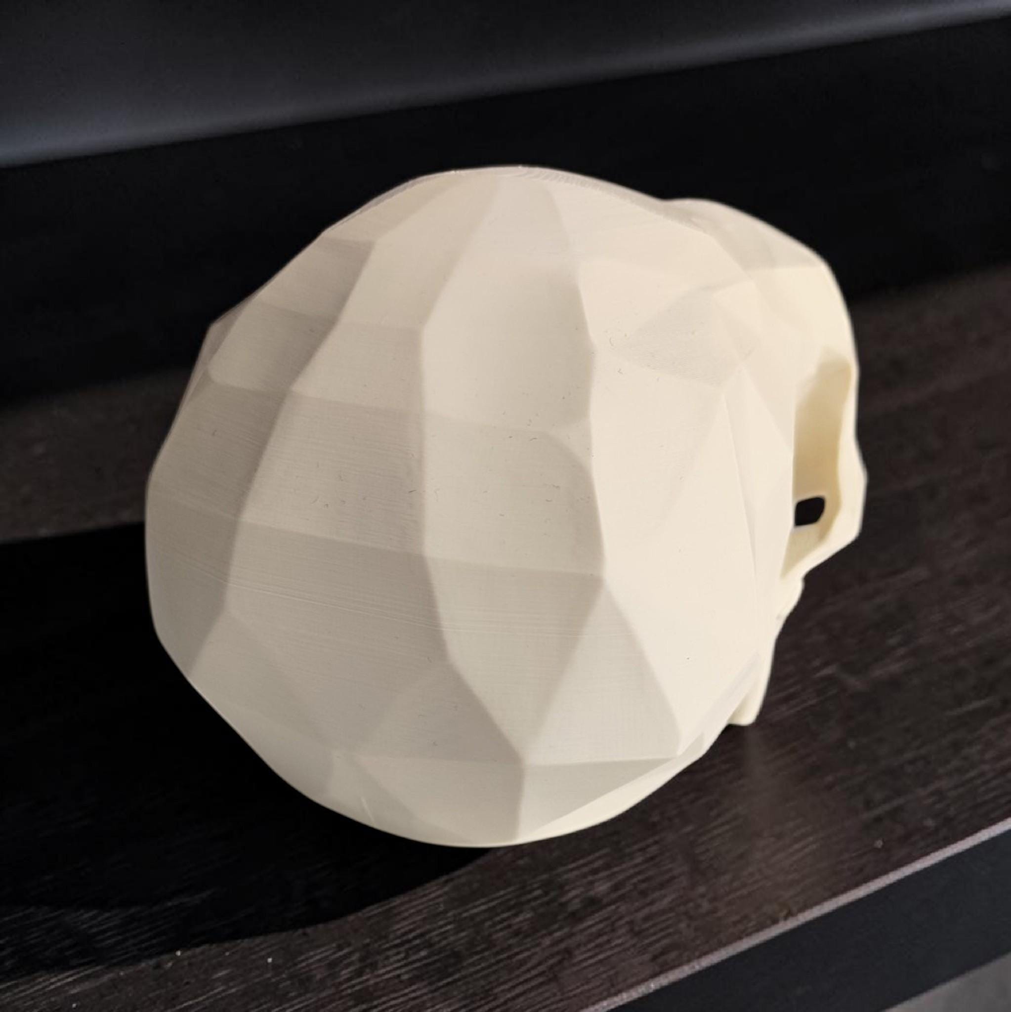 Low Poly Monkey Skull Headphone Stand – Geometric Sculpture, Gamer Desk Decor, PLA+ Plastic