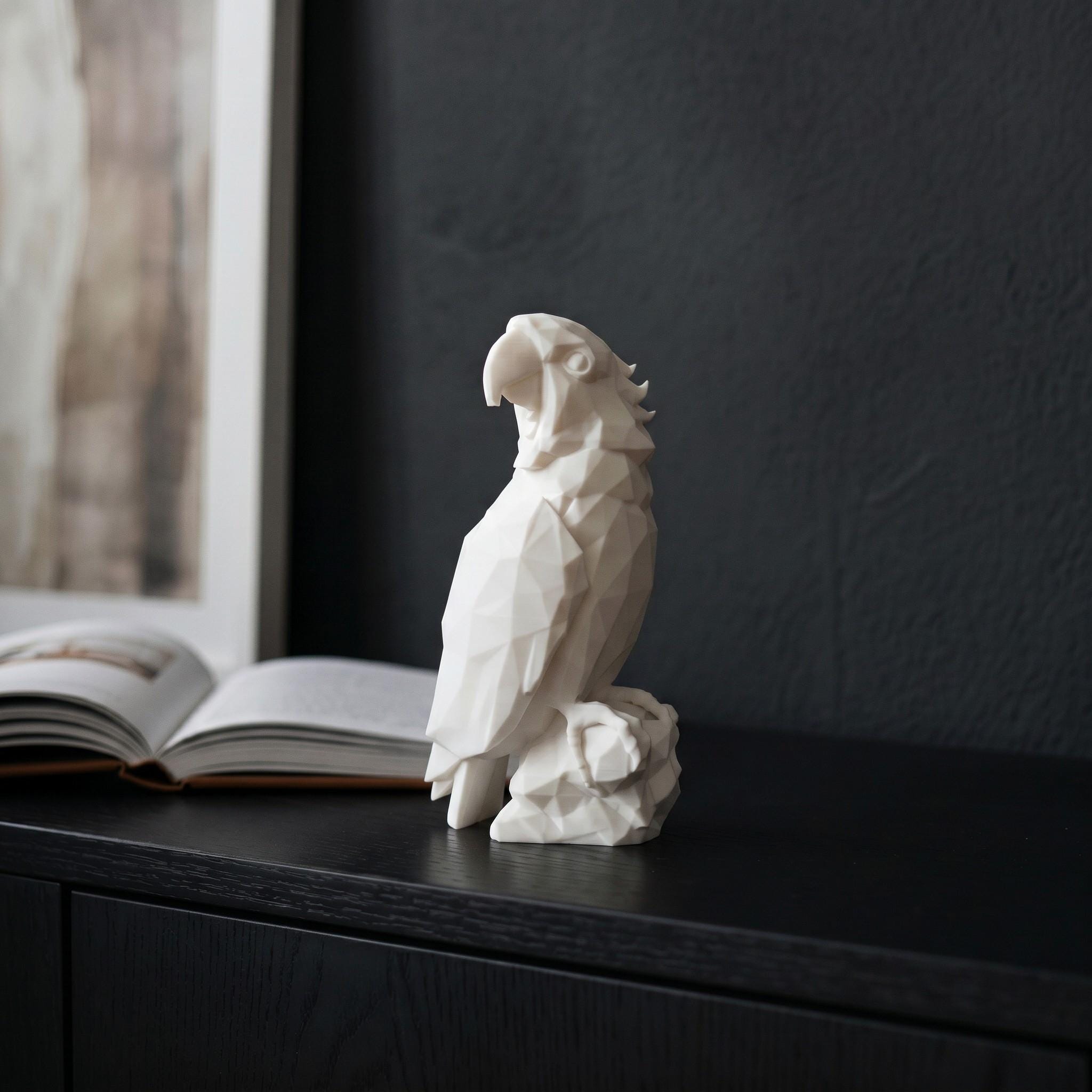 Low Poly Parrot Sculpture, Geometric Bird Statue, Modern Home Decor, Parrot Lover Gift, Minimalist Shelf Decoration